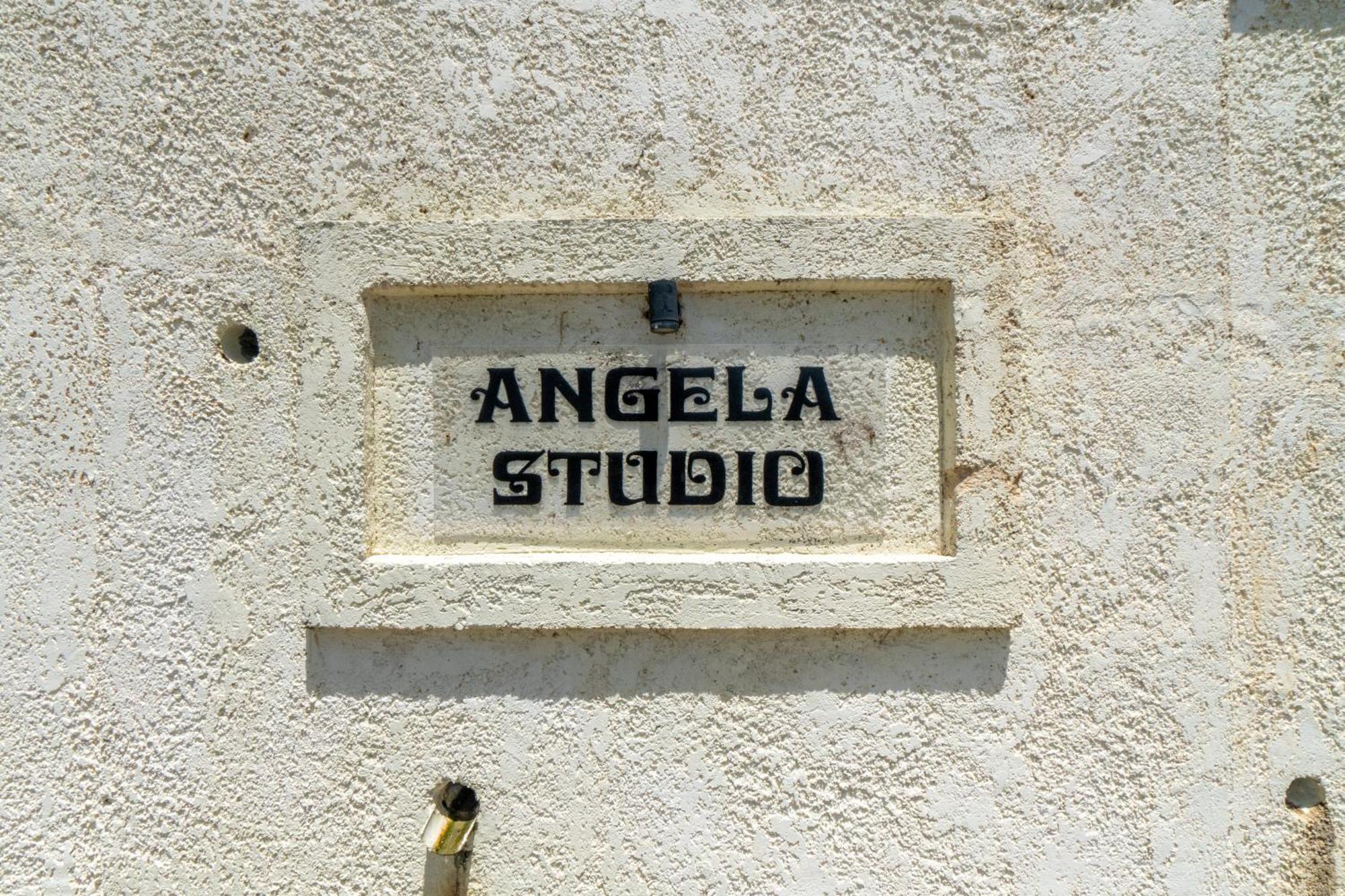 Angela Studios 팔레오카스트리차 외부 사진